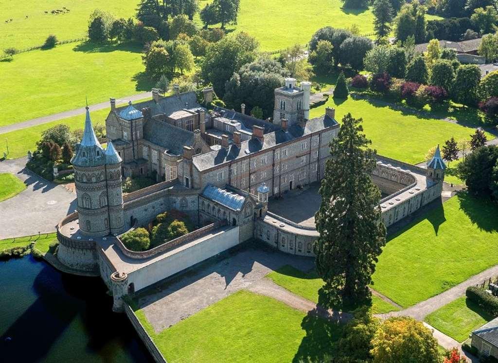 De Vere Horsley Estate East Horsley Exterior foto
