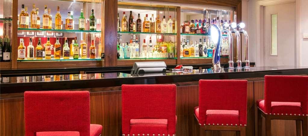 De Vere Horsley Estate East Horsley Restaurant foto