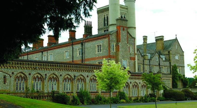 De Vere Horsley Estate East Horsley Exterior foto